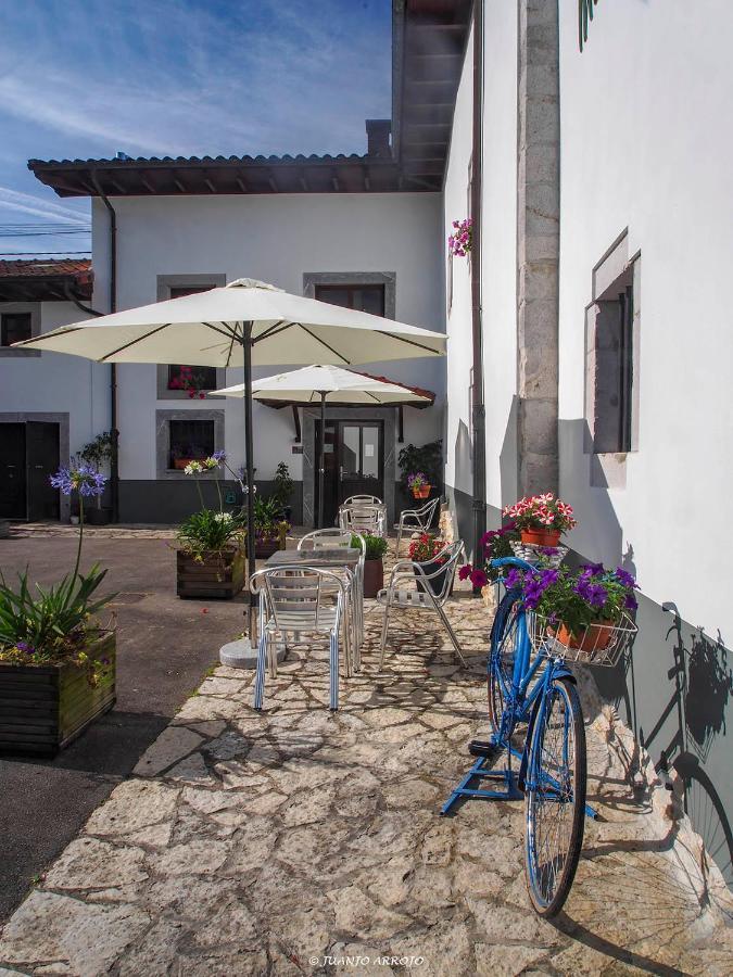 Casa De La Montana Albergue Turistico Avín Extérieur photo