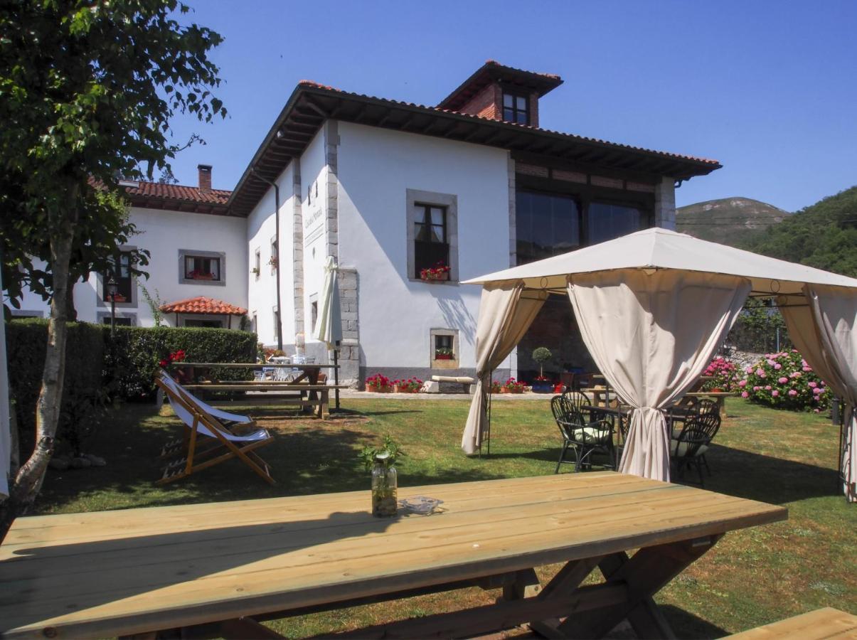 Casa De La Montana Albergue Turistico Avín Extérieur photo