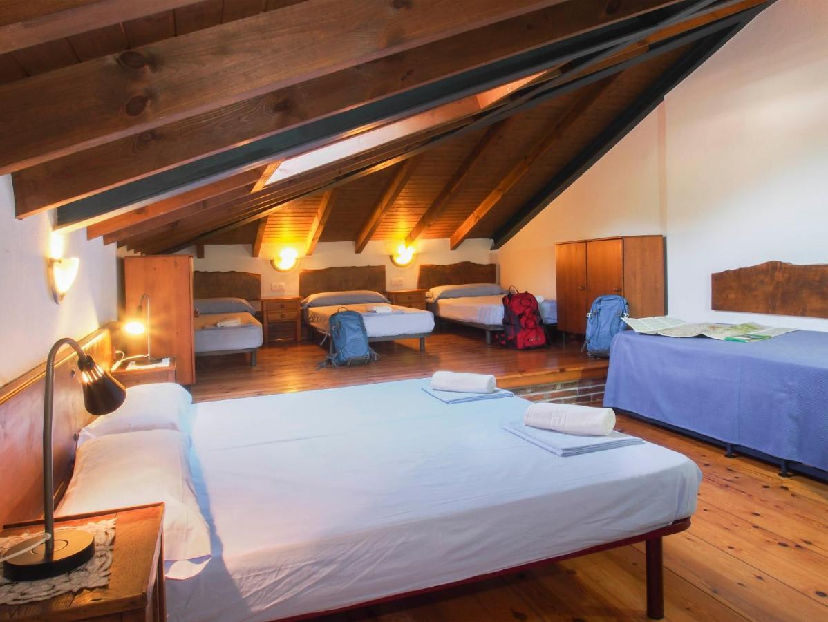 Casa De La Montana Albergue Turistico Avín Extérieur photo