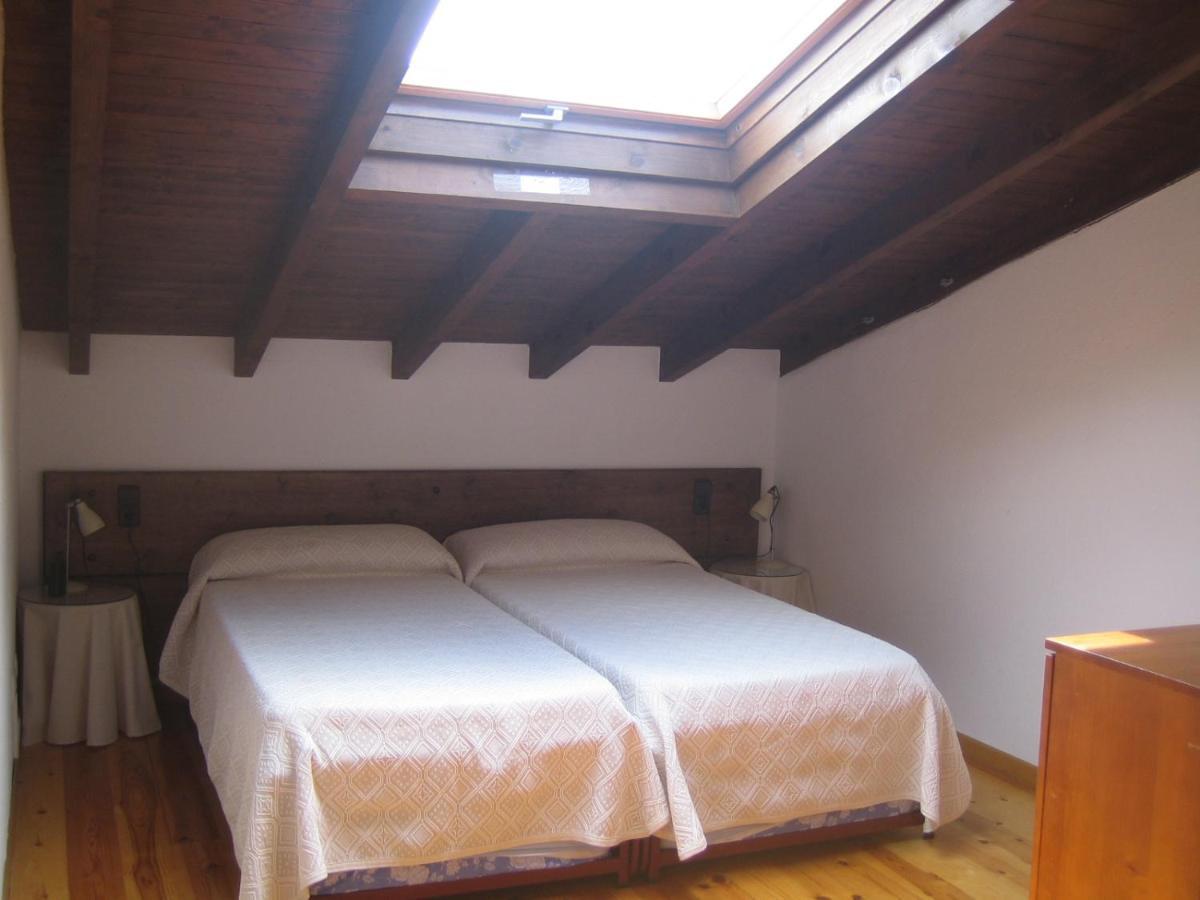 Casa De La Montana Albergue Turistico Avín Extérieur photo