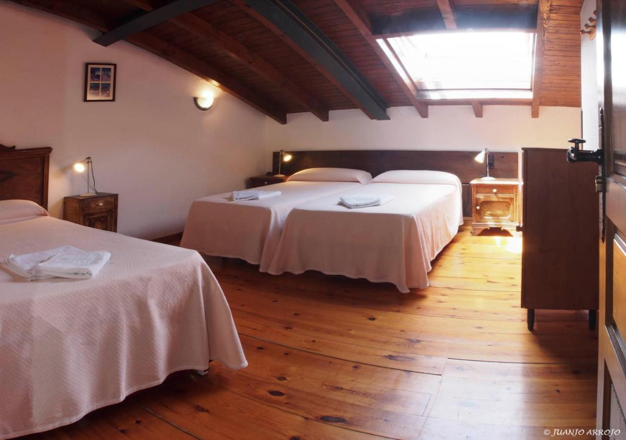 Casa De La Montana Albergue Turistico Avín Extérieur photo