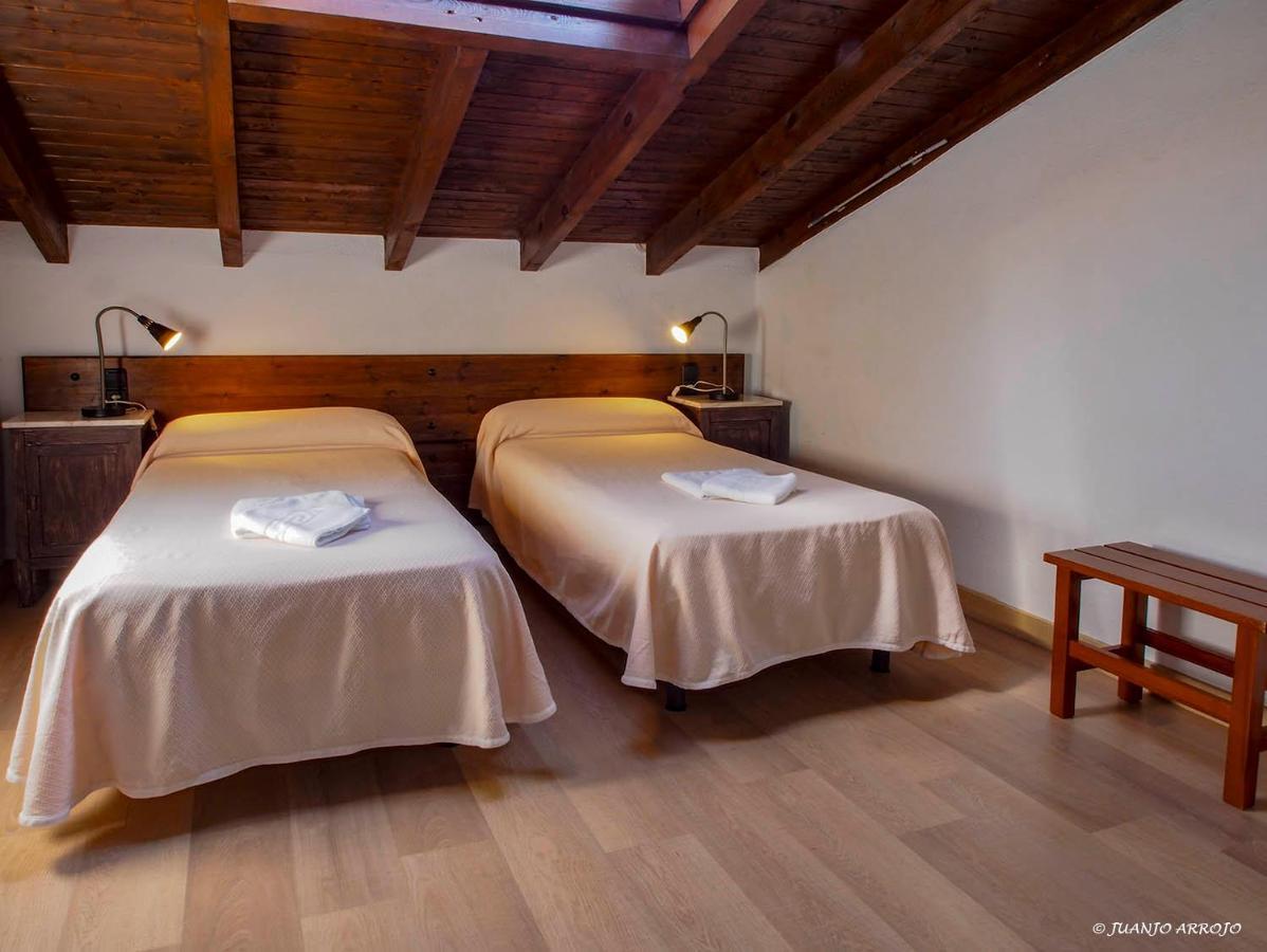 Casa De La Montana Albergue Turistico Avín Extérieur photo